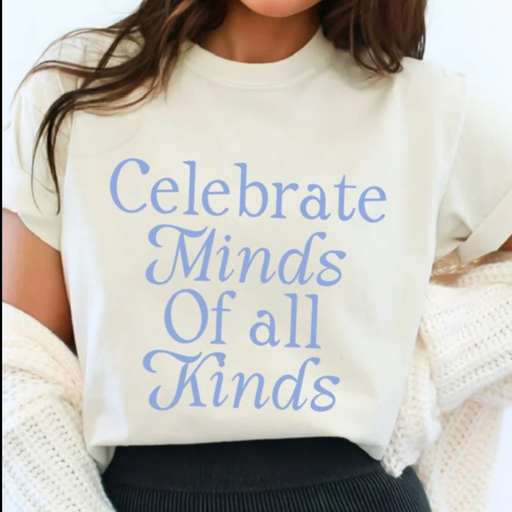 Comfort Colors Celebrate Minds‎ of All Kinds Shortsleeve Tshirt size large